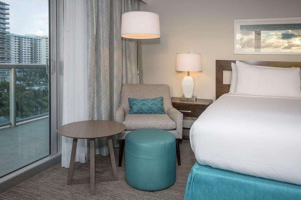 Doubletree Resort by Hilton Hollywood Beach photo 18