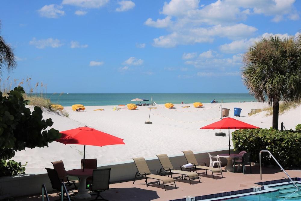 Miramar Beach Resort photo 32