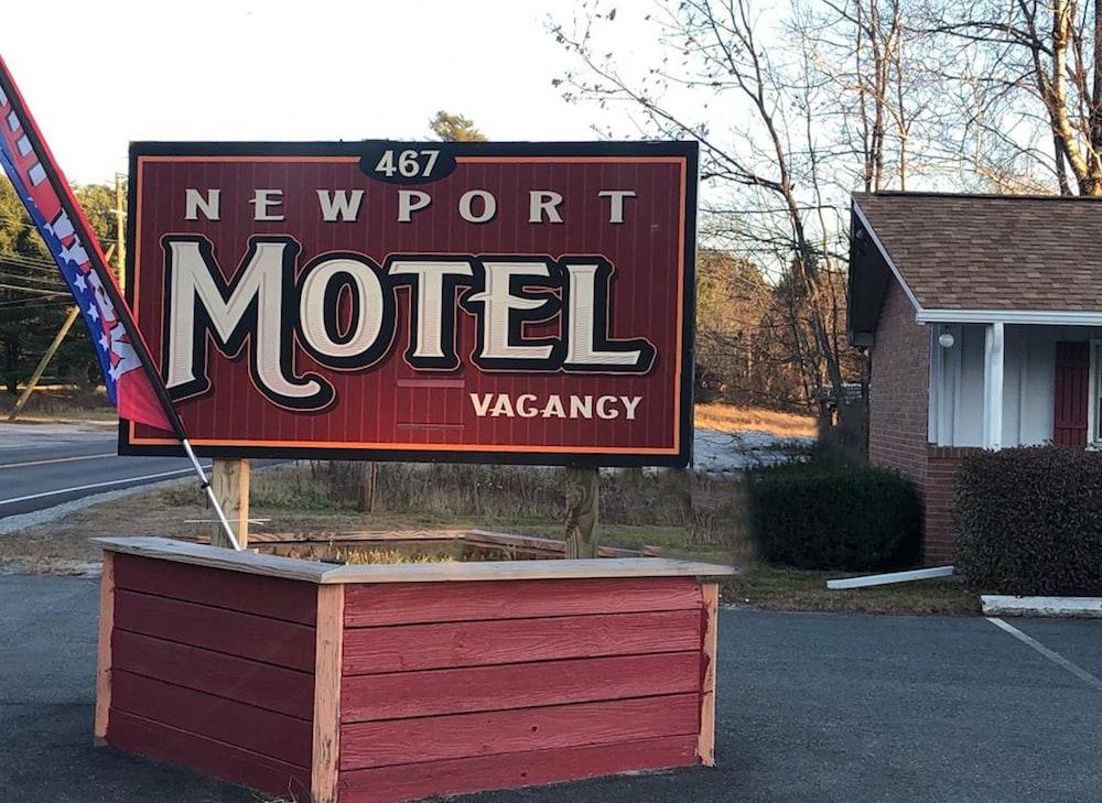 Newport Motel photo 1