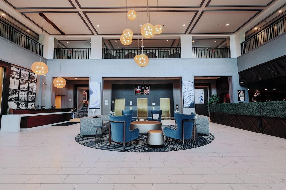DoubleTree Suites by Hilton Htl & Conf Cntr Downers Grove photo 6