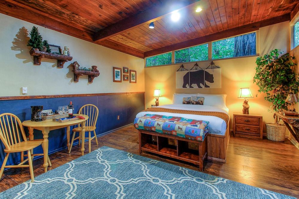Redwoods River Resort photo 9