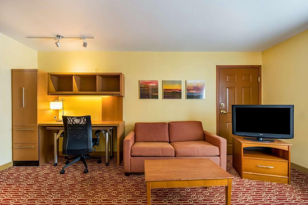 Sonesta Simply Suites Detroit Novi photo 25