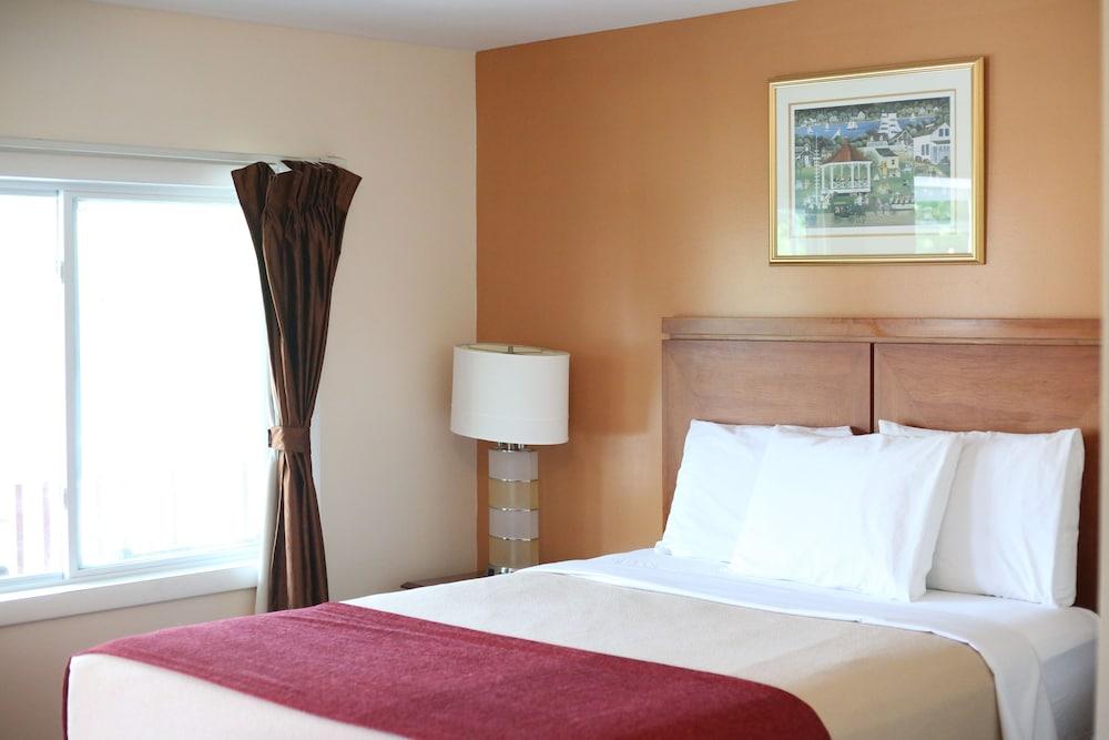 Cozy Corner Motel photo 6