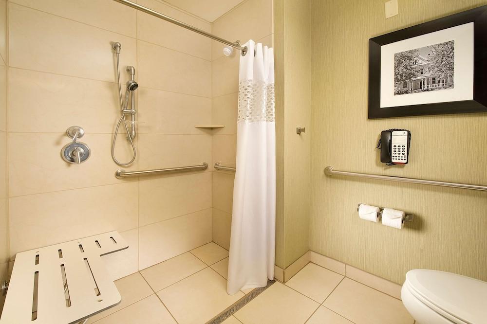 Hampton Inn Cleveland, TN photo 12
