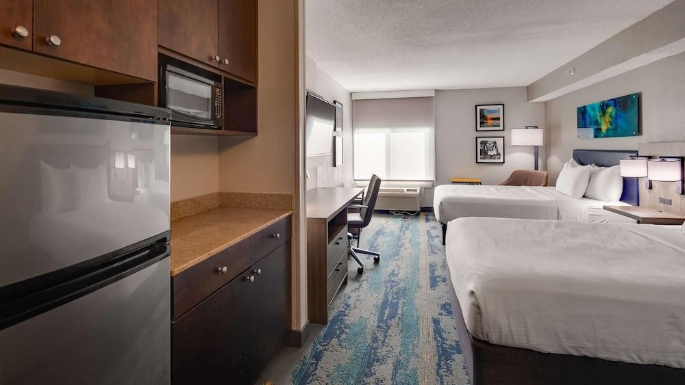 Best Western Plus Augusta North Inn & Suites photo 29