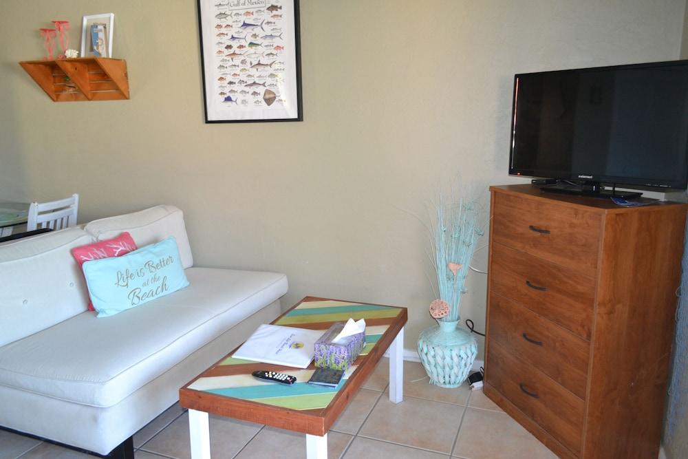 Sun Life Beach Hotel photo 22