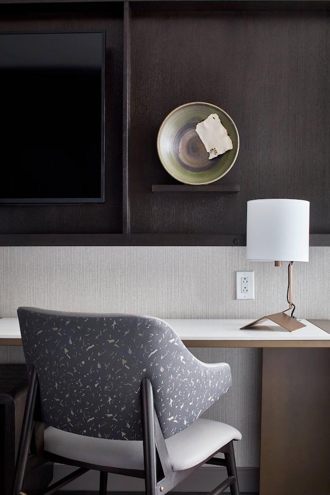 UNC Charlotte Marriott Hotel & Conference Center photo 6