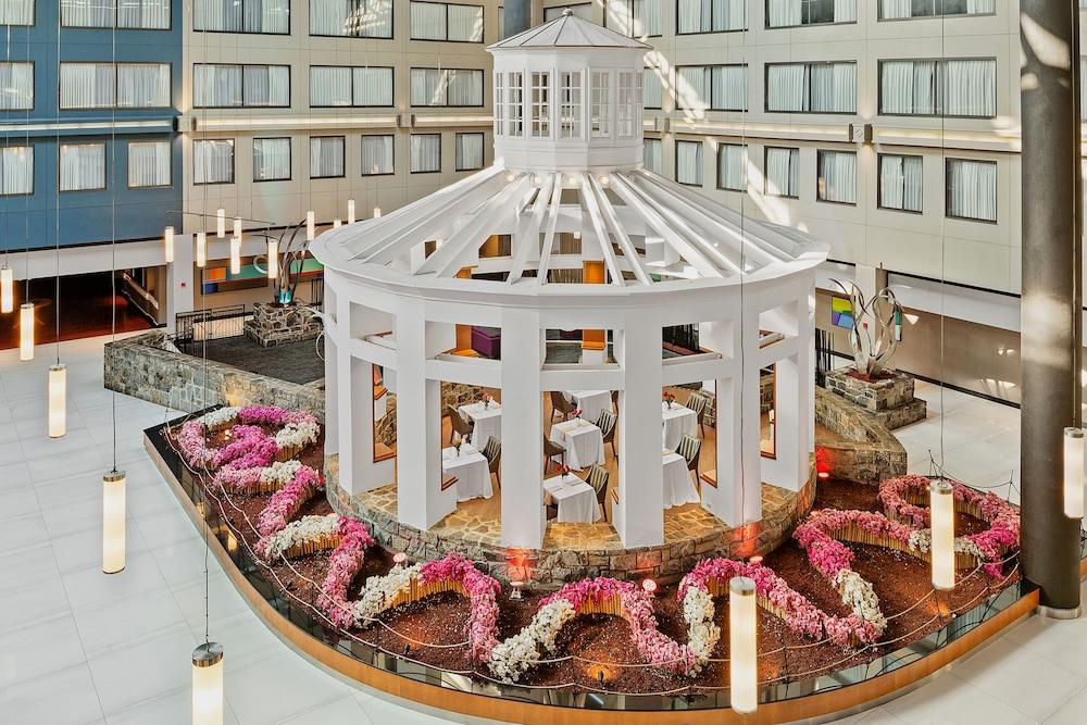 The Armon Stamford Hotel & Conference photo 2