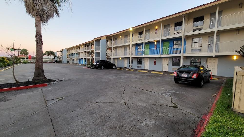 Palm Bliss Hotel Corpus Christi South photo 16
