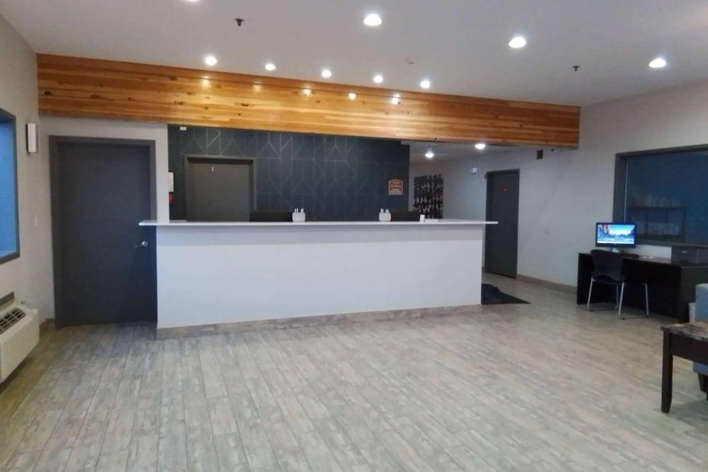 Baymont by Wyndham Moses Lake photo 3