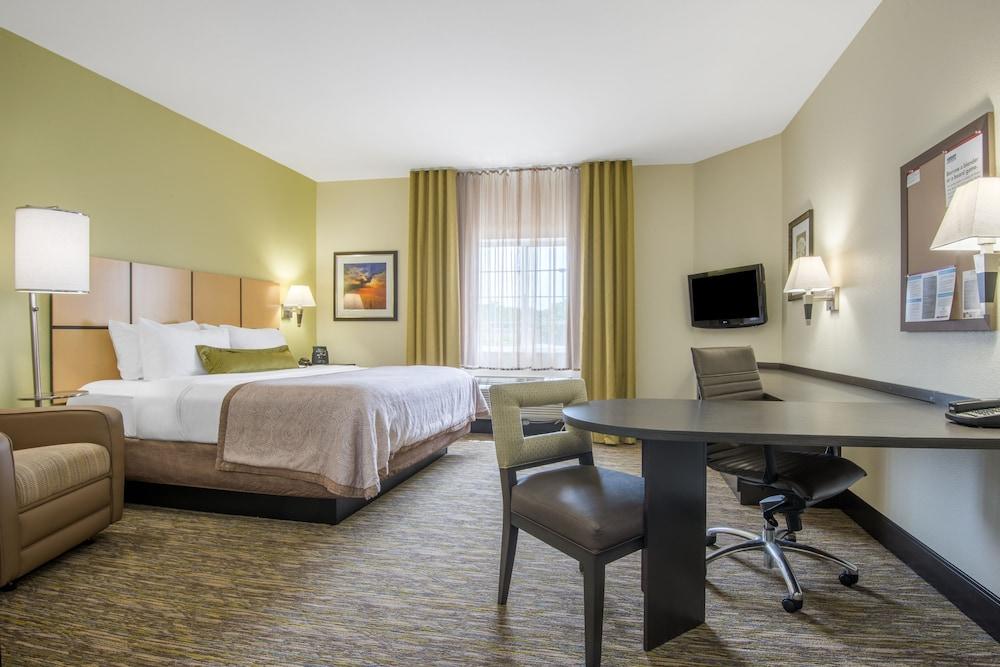 Candlewood Suites Jefferson City by IHG photo 18