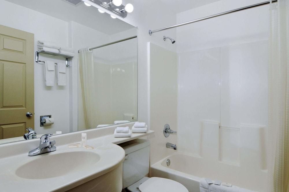 Microtel Inn & Suites by Wyndham Eagle River/Anchorage Area photo 18