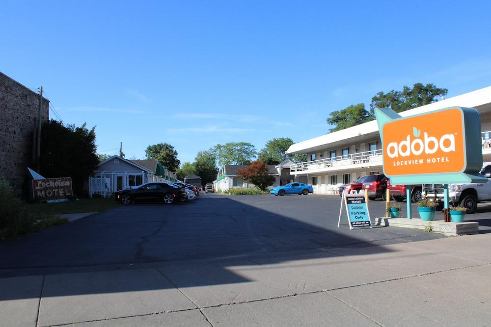 Lockview Motel photo 57