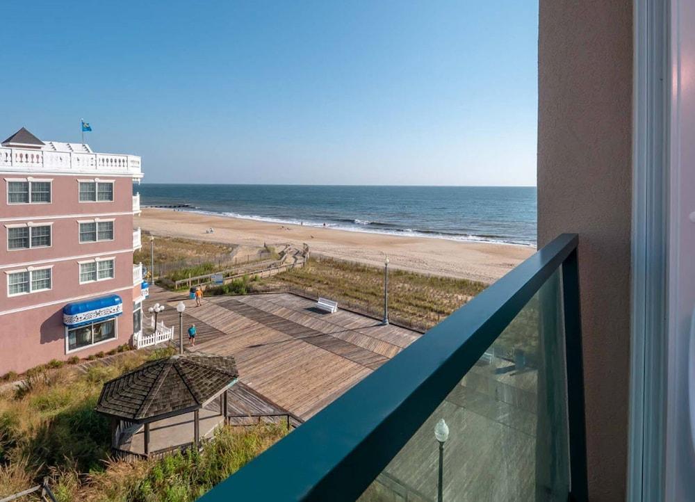 Atlantic Sands Hotel & Conference Center photo 34