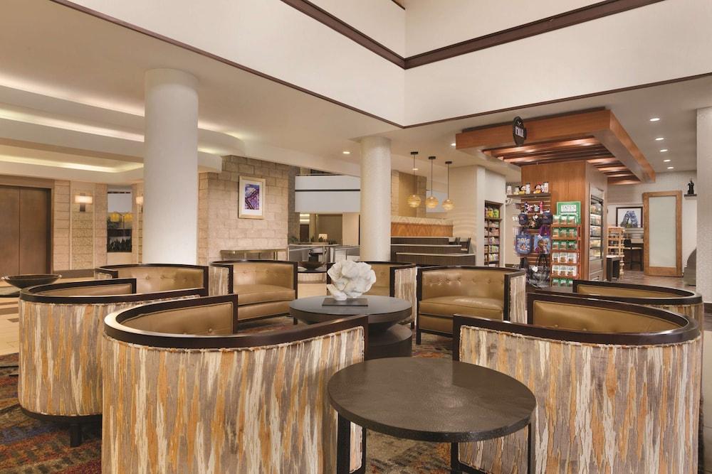 Embassy Suites by Hilton Orlando International Dr ICON Park photo 4