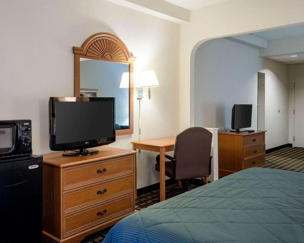 Quality Inn Magee photo 17