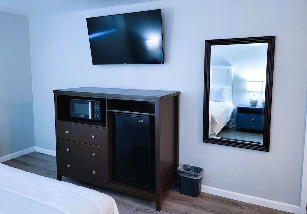 Cerulean Hotel photo 7