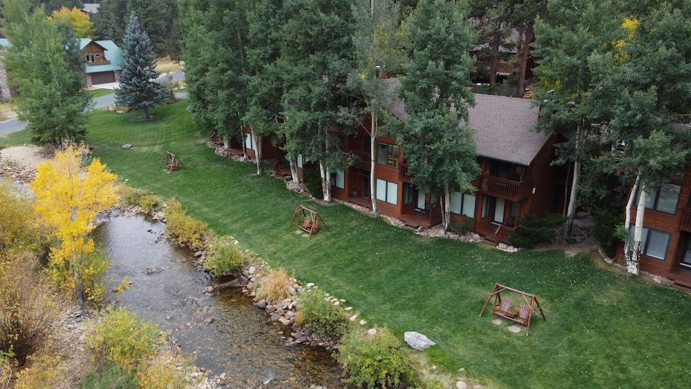 Aspen Winds on Fall River photo 19