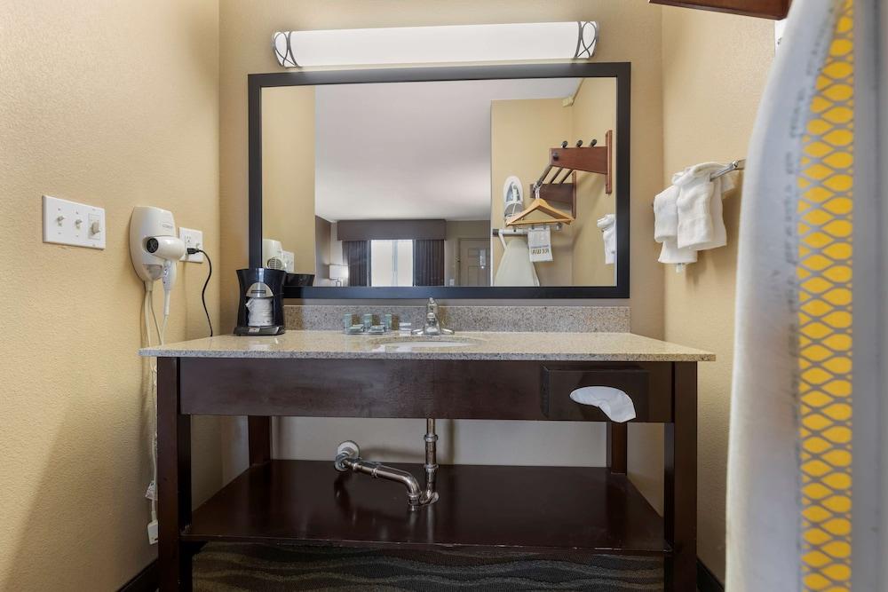 Best Western Taylor Inn photo 18