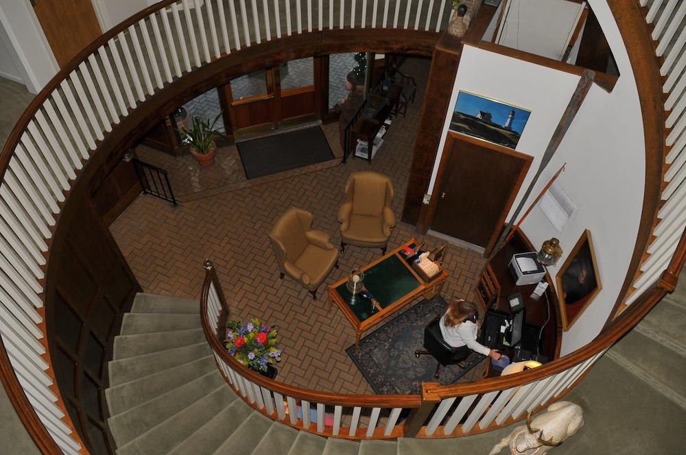 Lighthouse Club Hotel photo 2