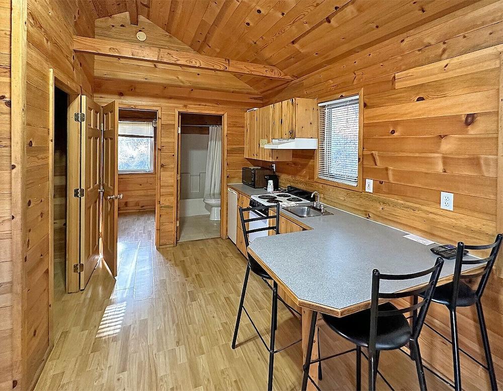 Sourdough Lodge photo 18