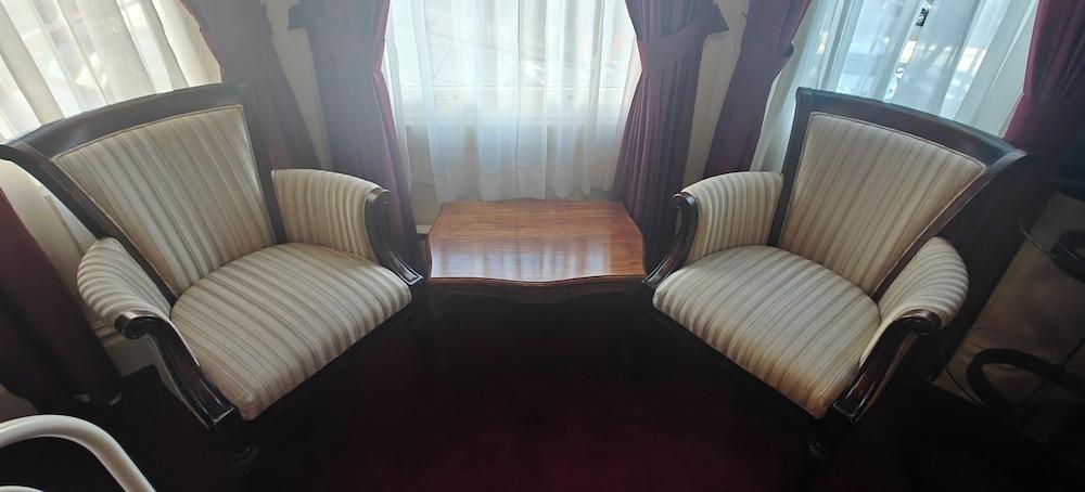 Nob Hill Inn photo 29
