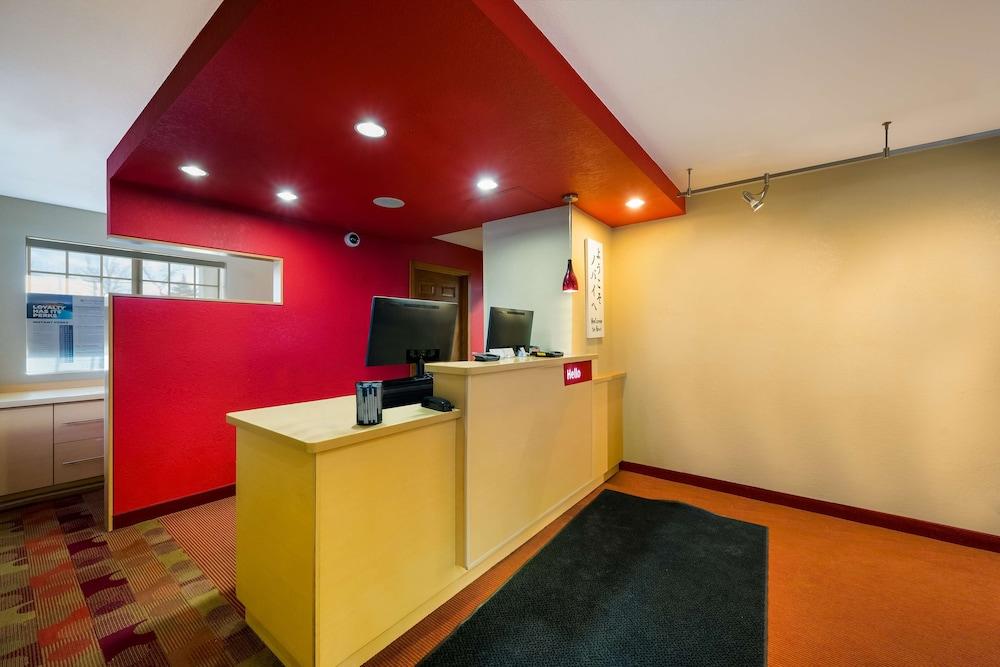 Sonesta Simply Suites Detroit Novi photo 3