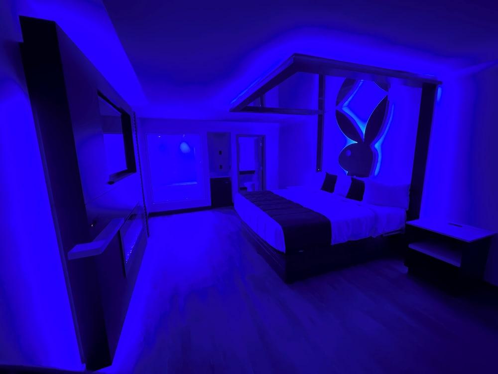 Imperial Suites photo 28