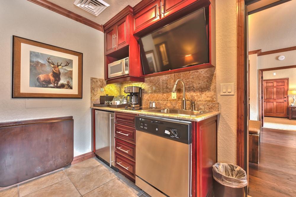 Westgate by Canyons Village Rentals photo 40