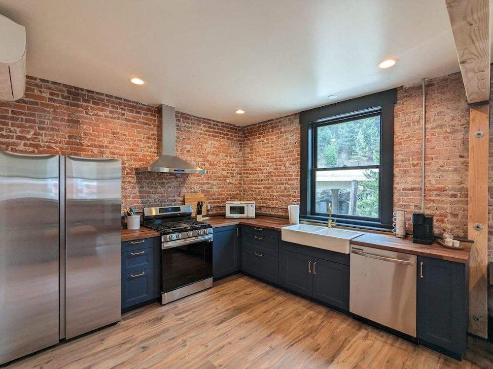 Linden Lofts photo 8