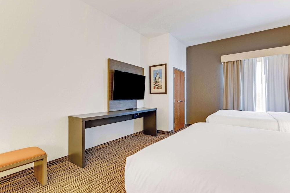 Comfort Suites Murfreesboro Shopping District photo 20