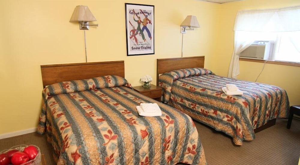 Moore's Motel photo 2