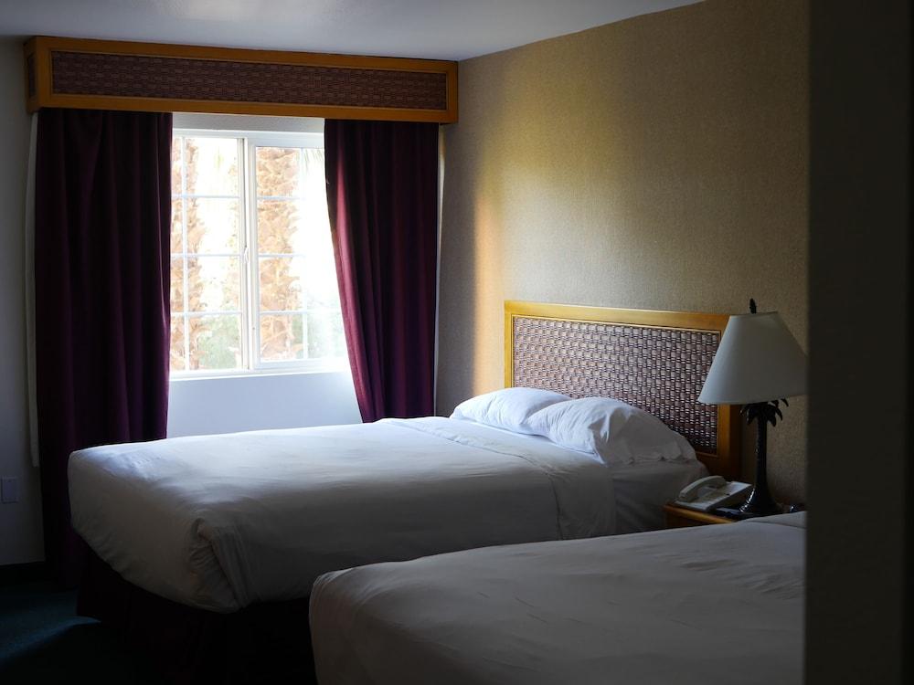 CasaBlanca Resort and Casino photo 3