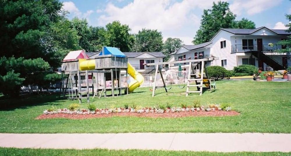 Spring Hill Motel photo 32