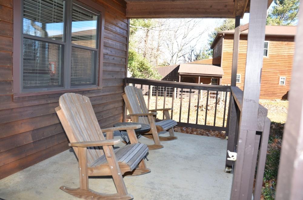 Bent Mountain Lodge photo 22