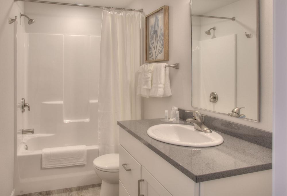 Americas Best Value Inn Ocean Shores photo 16
