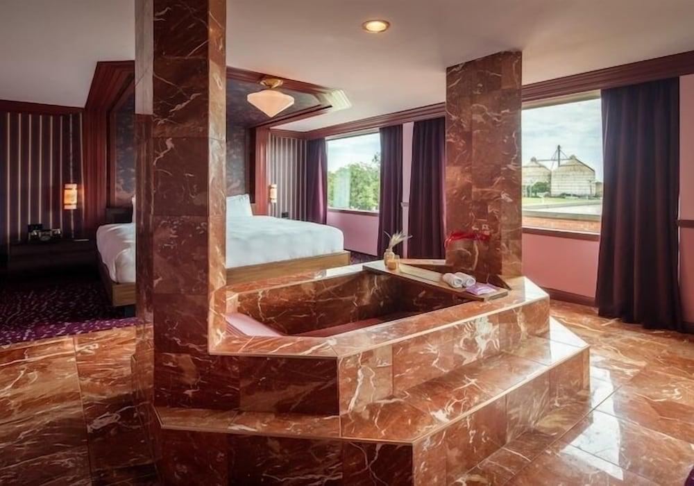 Hotel Herringbone photo 34