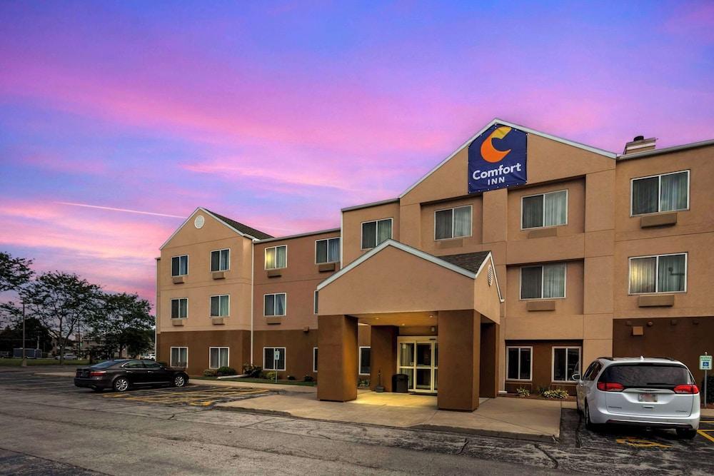 Comfort Inn & Suites Green Bay Stadium Area photo 31
