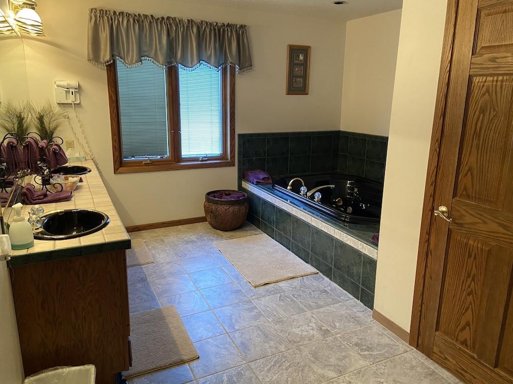 Horseshoe Bay Lodge photo 19