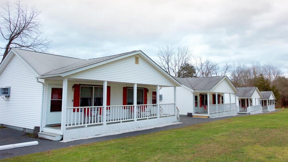Myer Motel photo 33
