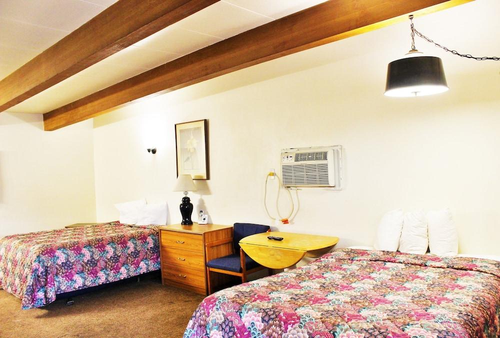 I-84 Motor Inn photo 6