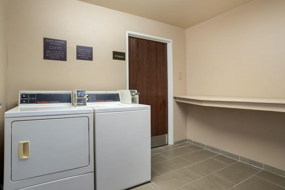 Comfort Suites Foley photo 18
