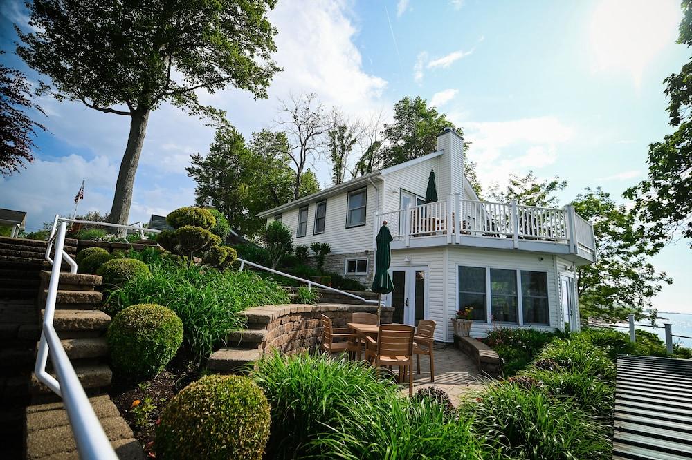 The Lakehouse Inn photo 64