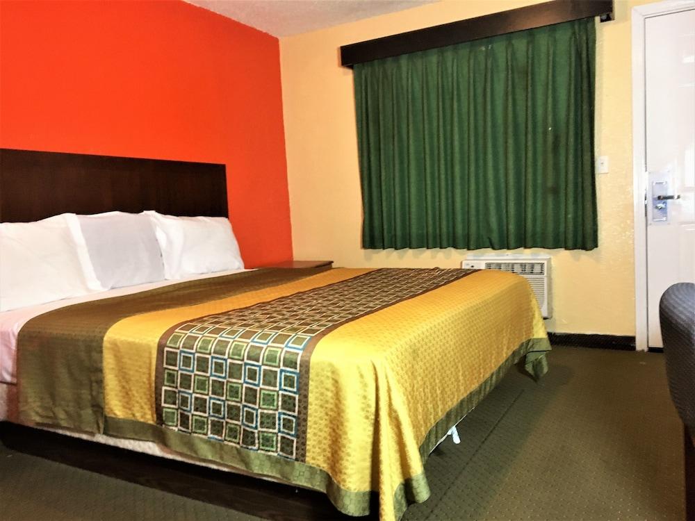 4 Star Motel photo 3