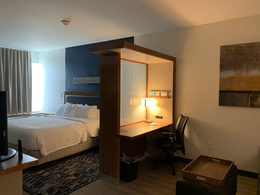 SpringHill Suites Houston Baytown photo 20