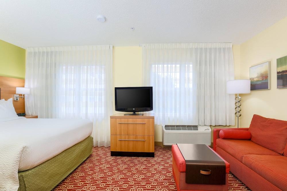 Sonesta Simply Suites Houston Brookhollow photo 10