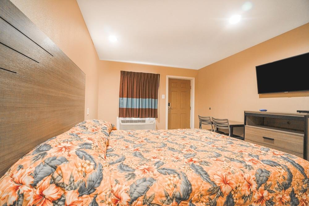 Days Inn by Wyndham Aransas Pass photo 21