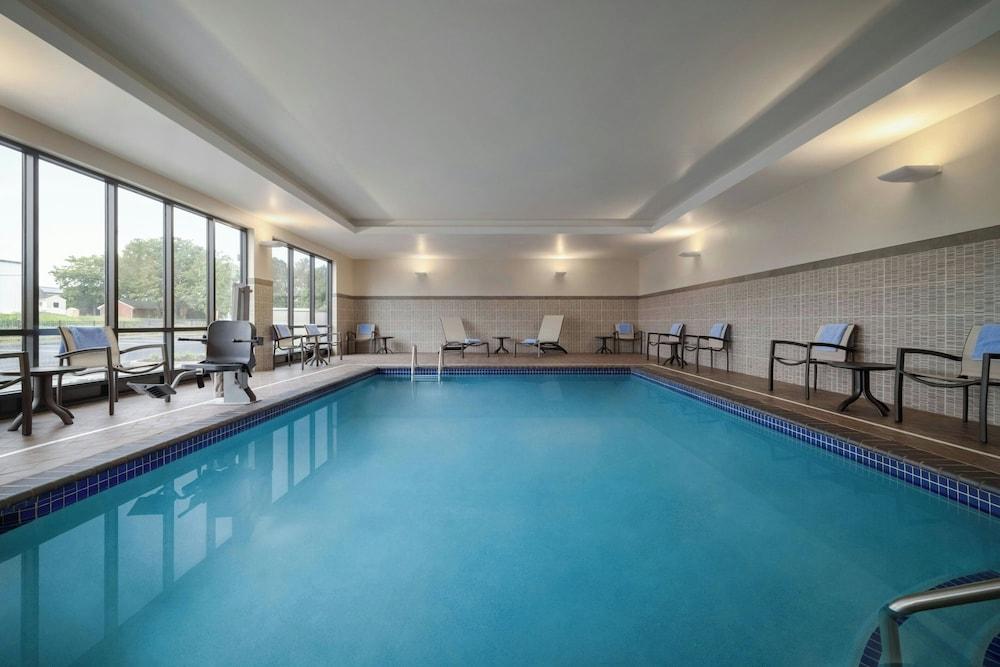 Towneplace Suites By Marriott Lancaster, PA photo 17