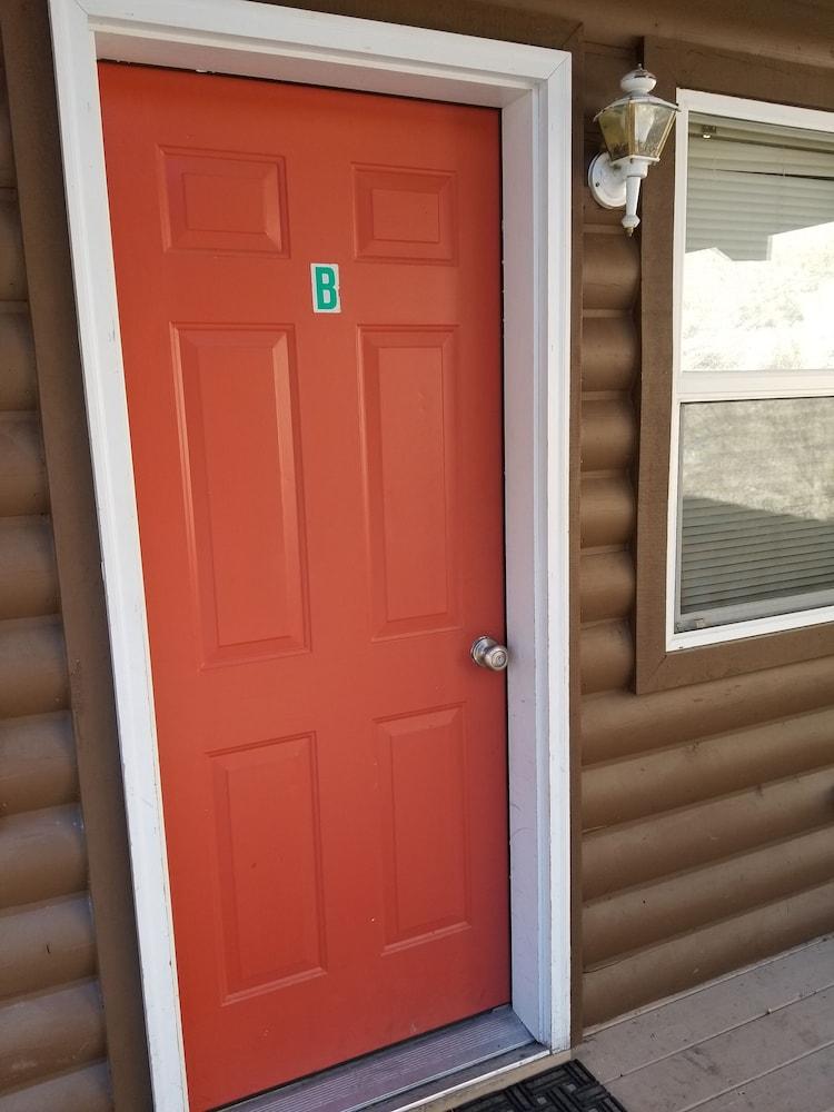 Sourdough Lodge photo 20