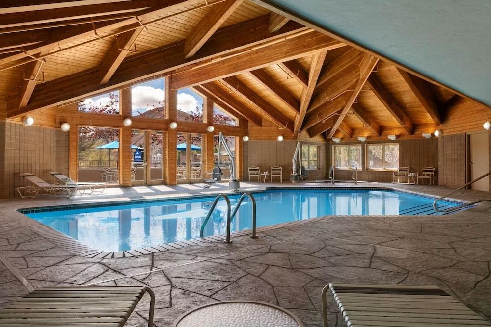 Mountain Valley Lodge photo 28